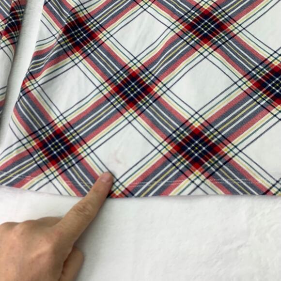 Talbots Sz Medium Red Gold Black Plaid Christmas Color Long Sleeve Turtleneck - Picture 8 of 8